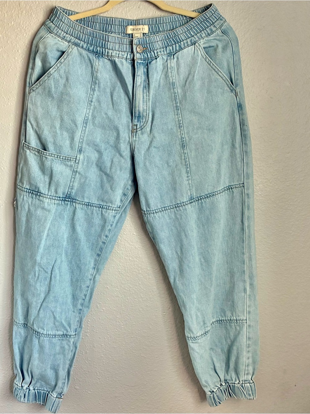 Forever 21 Light Wash Denim Joggers Elastic Waist Cuffed Ankle Pants
